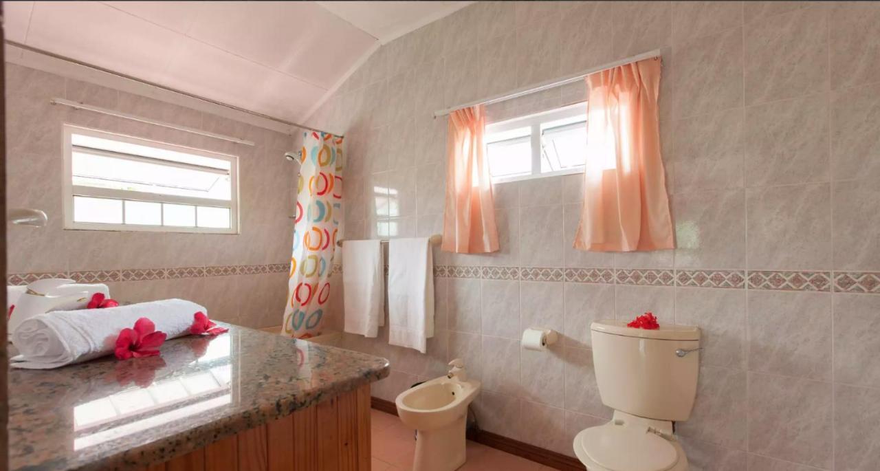 Confort Frühstückspension Grand Anse (Praslin)